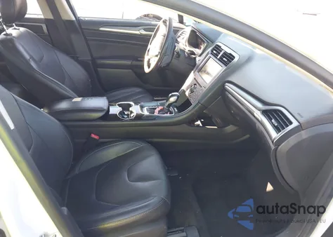 2014 Ford Fusion Titanium z USA, uszkodzony, nr VIN 3FA6P0K96ER361103